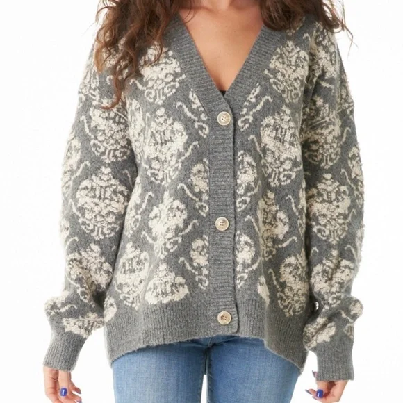 En Créme V-Neck Button Down Sweater Cardigan Success - Picture 2 of 4